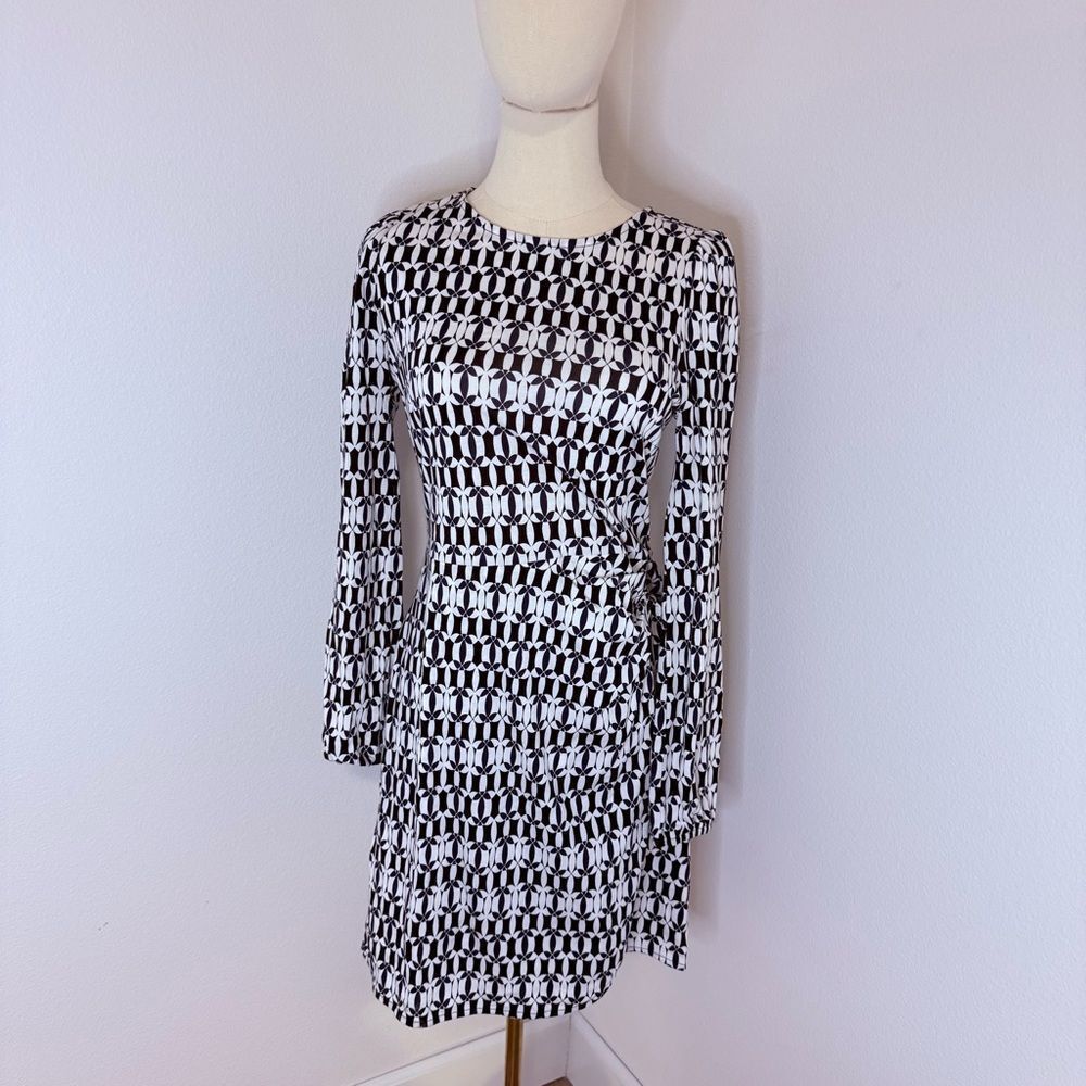 Boden Wrap Jersey Mini Dress with‎ Geometric Print - Size 6